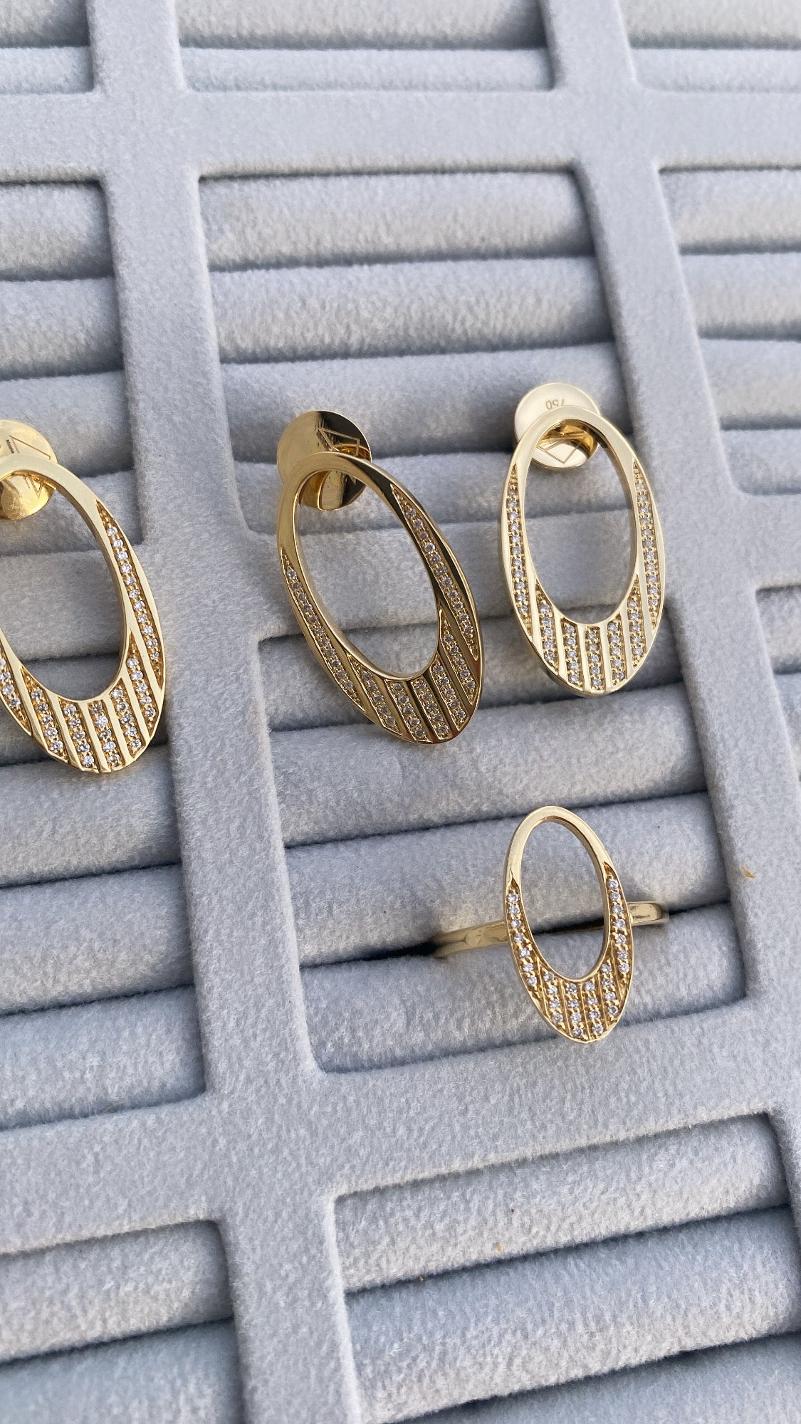 Future Earrings Set with Diamonds