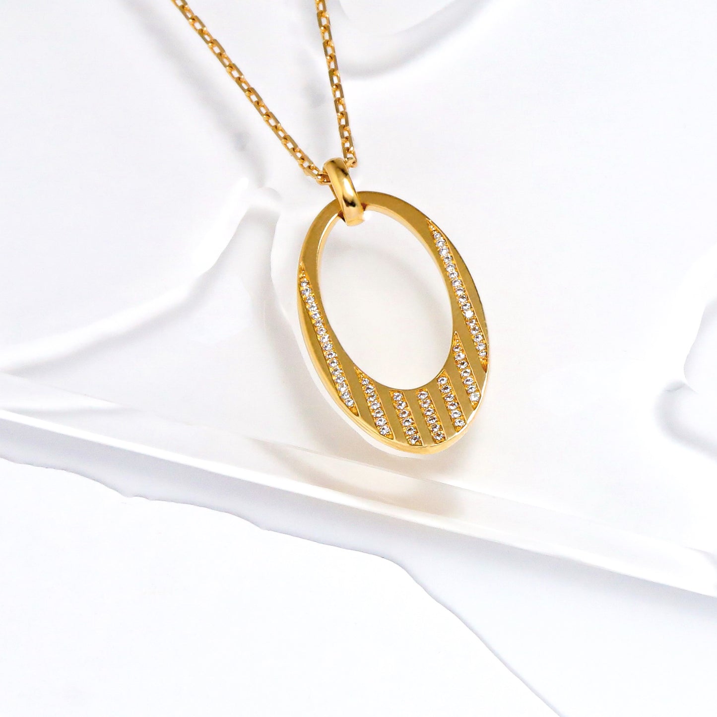Medium Future Pendant Set with Diamonds